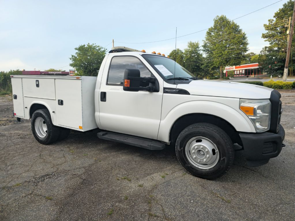 2016 Ford F-350 Super Duty XL's photo