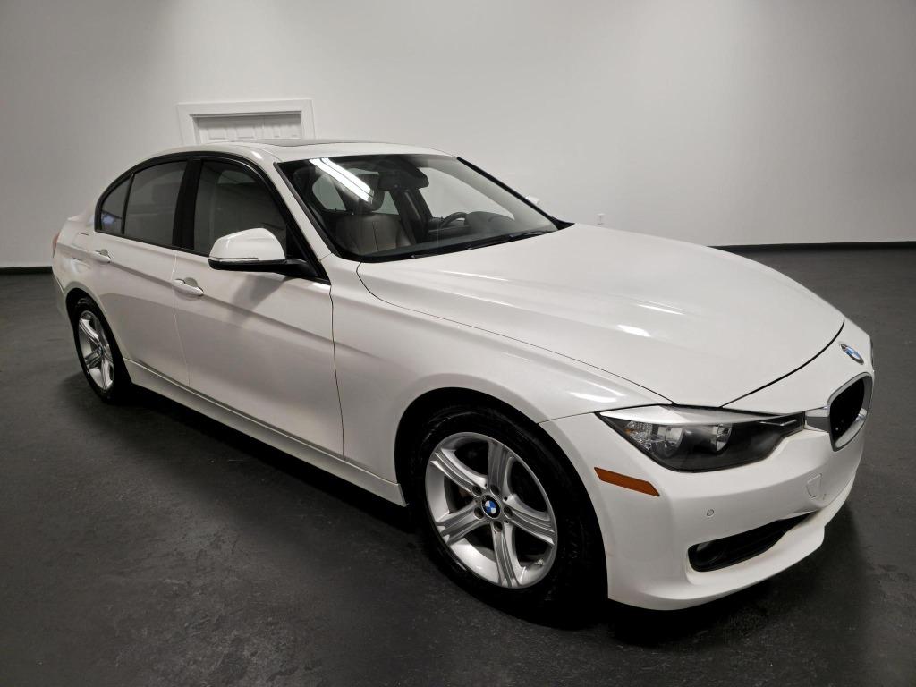 2015 BMW 3 Series 328i's photo